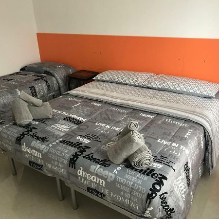 בולוניה B&B Appartamento Anna מראה חיצוני תמונה