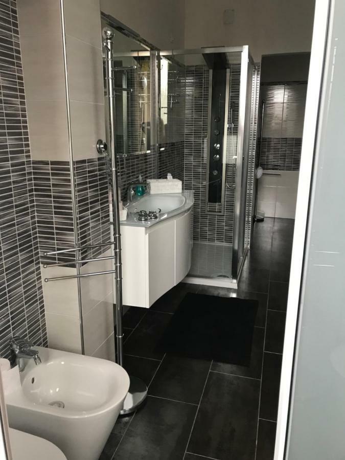 בולוניה B&B Appartamento Anna מראה חיצוני תמונה