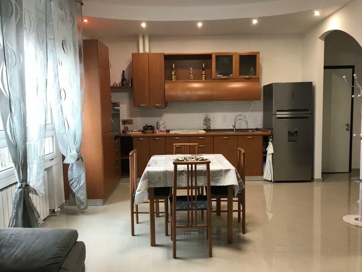 בולוניה B&B Appartamento Anna מראה חיצוני תמונה